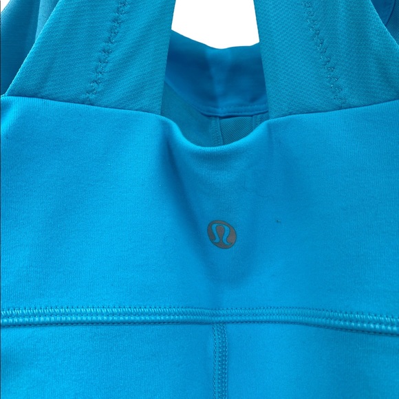 💕SALE💕Lululemon Blue Scoop Me Up Tank 11 - Picture 8 of 10